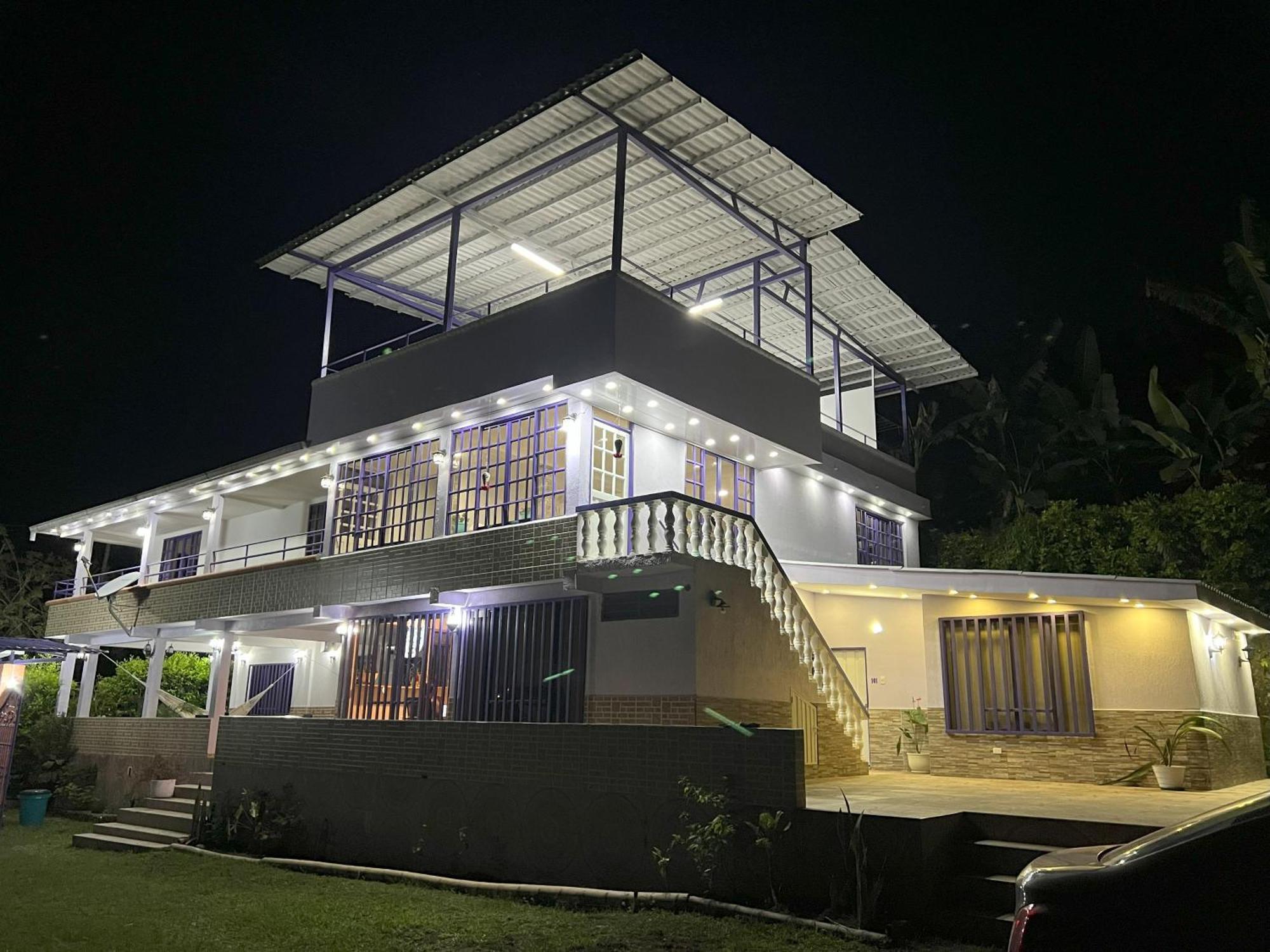 Nuevo Morada En El Centro Del Eje Cafetero Farm stay Quimbaya